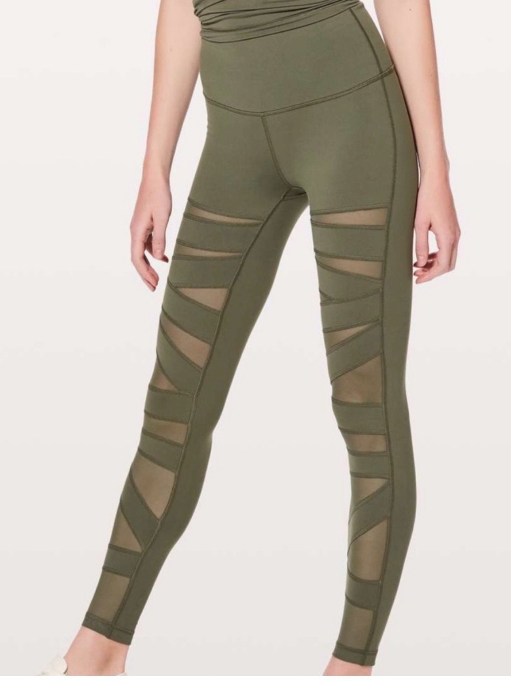 Lululemon Army Green High Rise Full Length Leggings w/Mesh Panels **Worn Twice**
